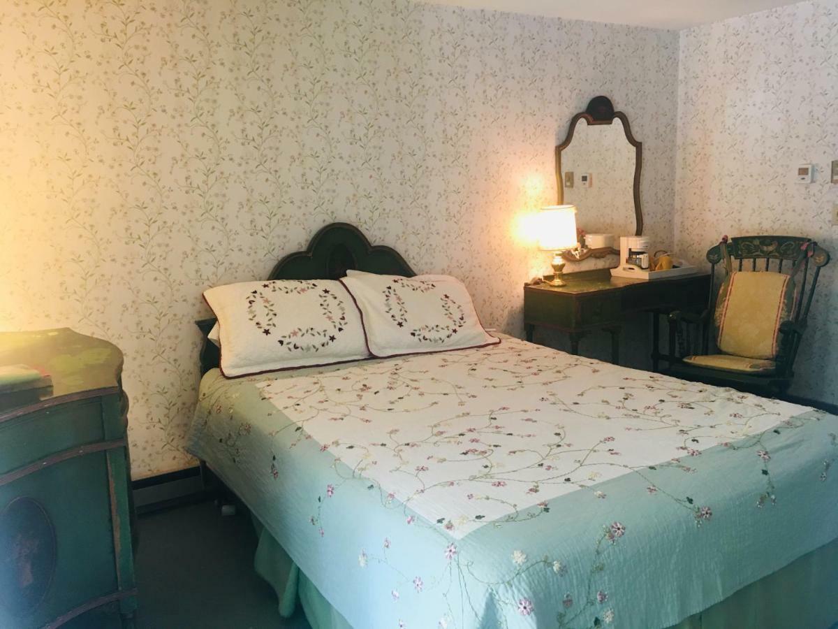 Carriage Barn Inn Keene Εξωτερικό φωτογραφία