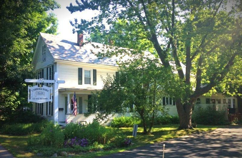 Carriage Barn Inn Keene Εξωτερικό φωτογραφία