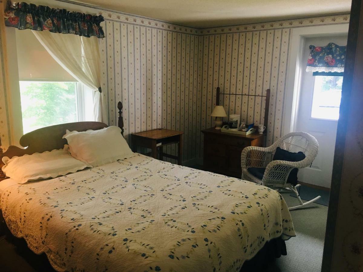 Carriage Barn Inn Keene Εξωτερικό φωτογραφία